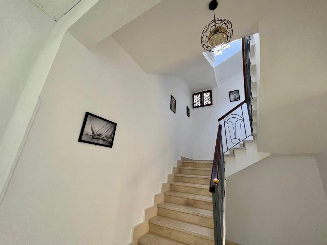 Moon House Of Luxor Apartment Luaran gambar