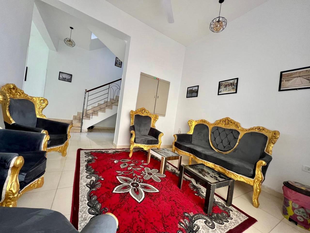 Moon House Of Luxor Apartment Luaran gambar